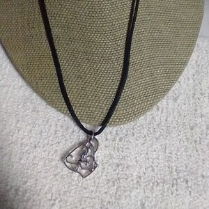 Silvertone black cord sweet teapot 🫖 necklace